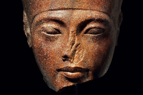 Tutankhamun head