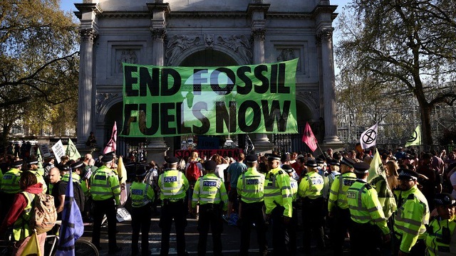 Extinction Rebellion Marble Arch banner