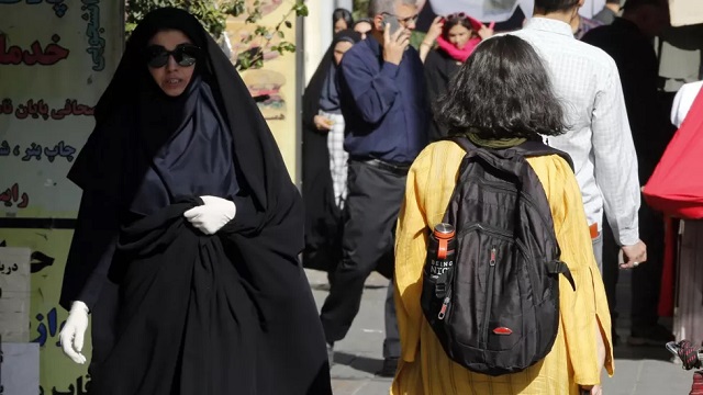 Iran hair covering dress code