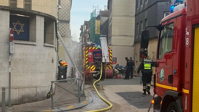 Rouen synagogue fire