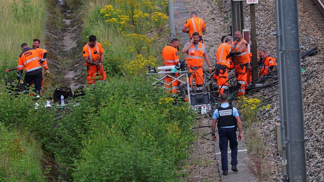 Paris railway attack SNCF railway workers and police