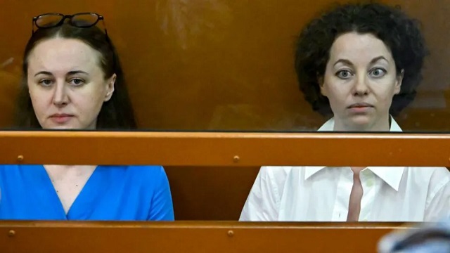 Svetlana Petrichuk and Yevgenia Berkovich