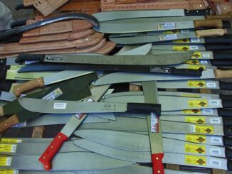 machetes