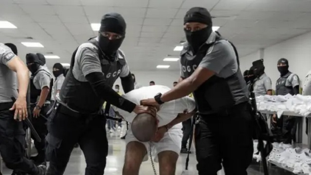 migrants returned to Venezuela from El Salvador Cecot prison