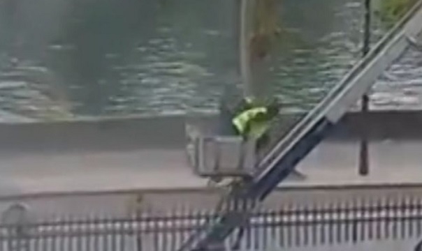 Louvre museum stolen jewels ladder escape