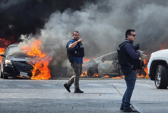 Mexico vehicles set alight amid unrest
