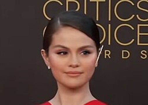 Selena Gomez at Critics Choice